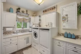 812 Wendy Ct, West Linn, OR 97068 - Photo 23