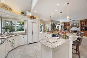 812 Wendy Ct, West Linn, OR 97068 - Photo 13