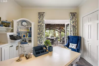 812 Wendy Ct, West Linn, OR 97068 - Photo 21