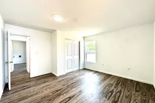 13545 SE Division St, Portland, OR 97236 - Photo 15
