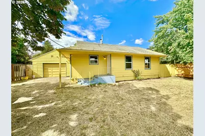 13545 SE Division St, Portland, OR 97236 - Photo 1