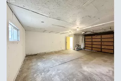 13545 SE Division St, Portland, OR 97236 - Photo 19
