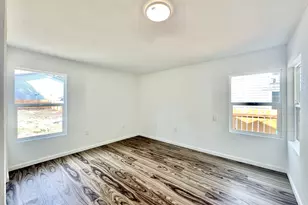 13545 SE Division St, Portland, OR 97236 - Photo 13