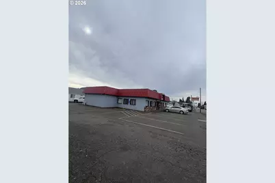 210 E Washington St, Stayton, OR 97383 - Photo 5