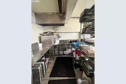 210 E Washington St, Stayton, OR 97383 - Photo 25