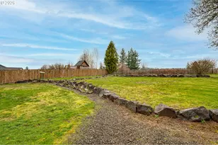 329 S Spruce Ave, Yacolt, WA 98675 - Photo 31