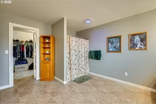 329 S Spruce Ave, Yacolt, WA 98675 - Photo 17