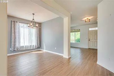 329 S Spruce Ave, Yacolt, WA 98675 - Photo 5