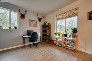 329 S Spruce Ave, Yacolt, WA 98675 - Photo 5