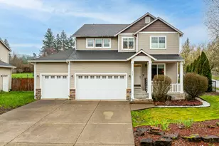 329 S Spruce Ave, Yacolt, WA 98675 - Photo 1