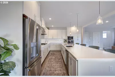 17337 SW Kite Ln, Beaverton, OR 97007 - Photo 11