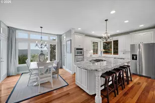 2360 Falcon Dr, West Linn, OR 97068 - Photo 13