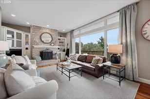 2360 Falcon Dr, West Linn, OR 97068 - Photo 9