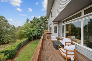 2360 Falcon Dr, West Linn, OR 97068 - Photo 39