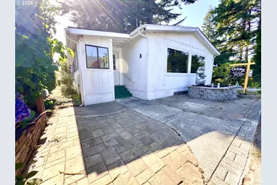 16063 Driftwood Ln #8, Brookings, OR 97415 - Photo 1