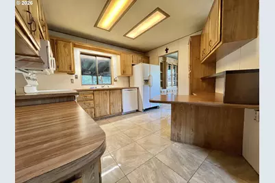 16063 Driftwood Ln #8, Brookings, OR 97415 - Photo 9