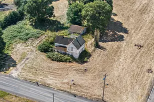 33957 Tennessee Rd, Lebanon, OR 97355 - Photo 5