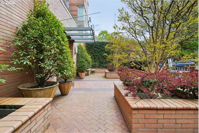 1132 SW 19th Ave #512, Portland, OR 97205 - Photo 31