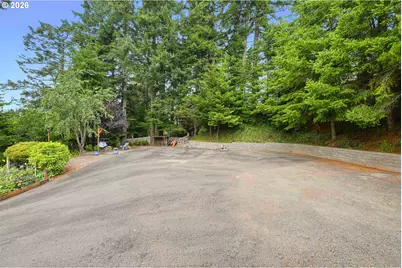 640 Royal Dr, Lakeside, OR 97449 - Photo 31