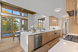 925 Holiday Ct S, Salem, OR 97302 - Photo 23