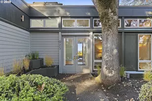 925 Holiday Ct S, Salem, OR 97302 - Photo 5