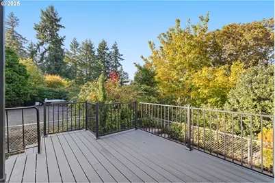 925 Holiday Ct S, Salem, OR 97302 - Photo 41