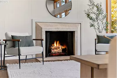 925 Holiday Ct S, Salem, OR 97302 - Photo 13