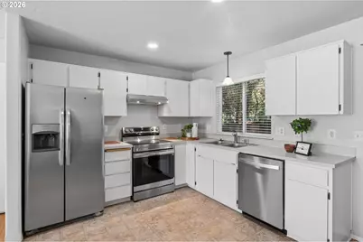 7502 N Williams Ave, Portland, OR 97217 - Photo 7