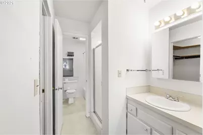 950 Evergreen Rd #110, Woodburn, OR 97071 - Photo 13