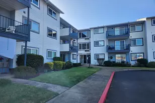950 Evergreen Rd, Woodburn, OR 97071 - Photo 1