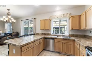 8425 SW Norfolk Ct, Tigard, OR 97224 - Photo 7