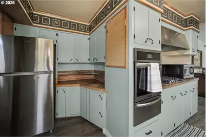 2341 NE 35th St, Lincoln City, OR 97367 - Photo 21