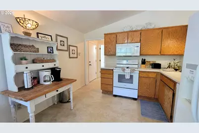 87793 Saltaire St, Florence, OR 97439 - Photo 3