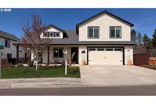 2031 E 9th St, La Center, WA 98629 - Photo 3