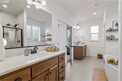 2031 E 9th St, La Center, WA 98629 - Photo 29