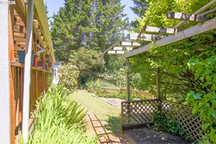 85049 Hwy 101, Florence, OR 97439 - Photo 29