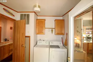 85049 Hwy 101, Florence, OR 97439 - Photo 25
