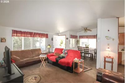 85049 Highway 101, Florence, OR 97439 - Photo 13