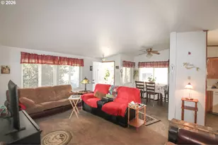 85049 Hwy 101, Florence, OR 97439 - Photo 13