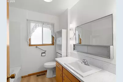 46870 Lyons Mill City Dr, Lyons, OR 97358 - Photo 23