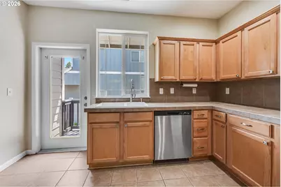 2106 Charlie Ct, Forest Grove, OR 97116 - Photo 5