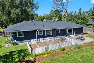 8850 SW Rambler Ln, Portland, OR 97223 - Photo 33