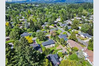 8850 SW Rambler Ln, Portland, OR 97223 - Photo 35