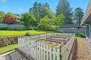 8850 SW Rambler Ln, Portland, OR 97223 - Photo 29