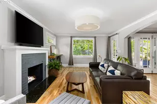 9210 N Allegheny Ave, Portland, OR 97203 - Photo 5