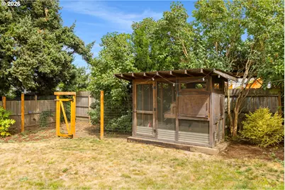 9210 N Allegheny Ave, Portland, OR 97203 - Photo 35