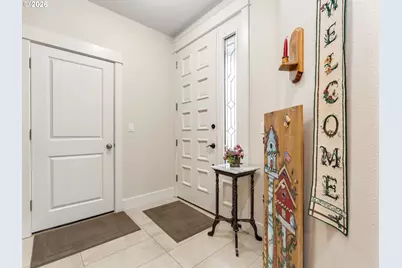 1336 NW Oakmont Ct, McMinnville, OR 97128 - Photo 7