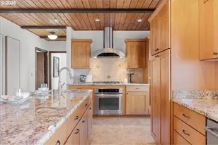 3904 Viewcrest Rd S, Salem, OR 97302 - Photo 13