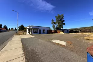 511 E Broadway St, Goldendale, WA 98620 - Photo 3