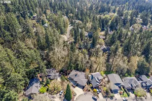 1862 E 43rd Ave, Eugene, OR 97405 - Photo 41